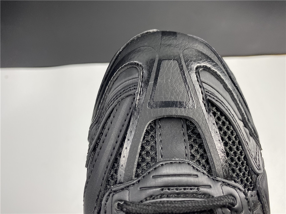 (WMNS) Balenciaga Drive Sneaker 'Triple Black' 624344W2FN11000