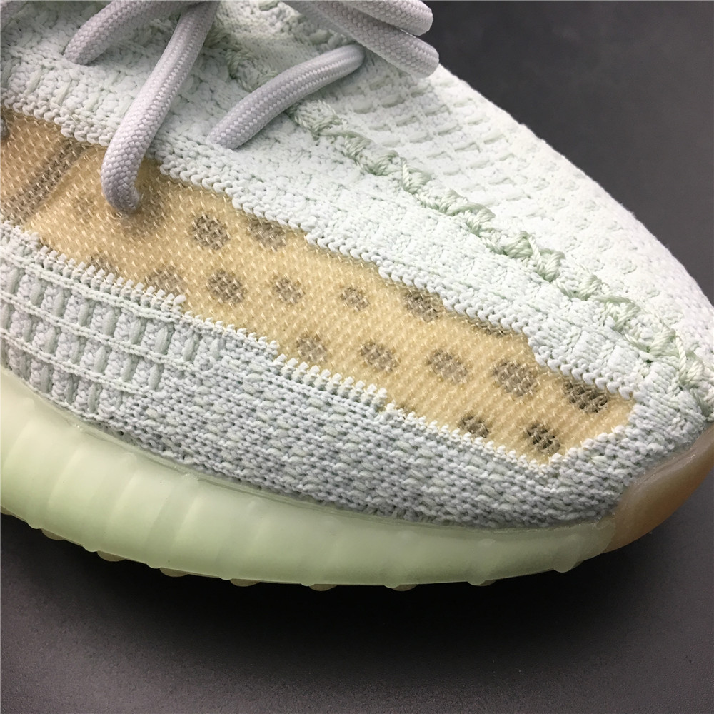 Yeezy Boost 350 V2 Hyperspace