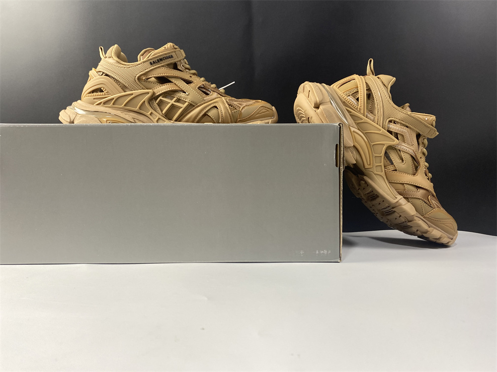 Balenciaga Women's Sneakers - Black/White