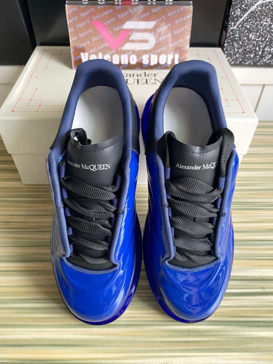Alexander McQueen Oversized Gloss Navy