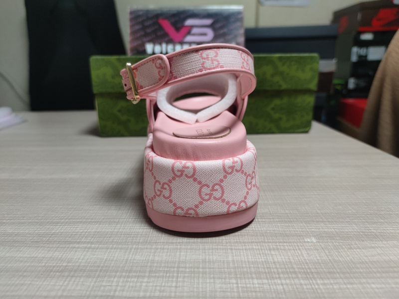 GUCCI Angelina Supreme Platform 30mm Sandal Pink