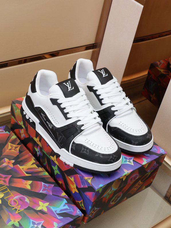 Louis Vuitton LV Trainer  Black