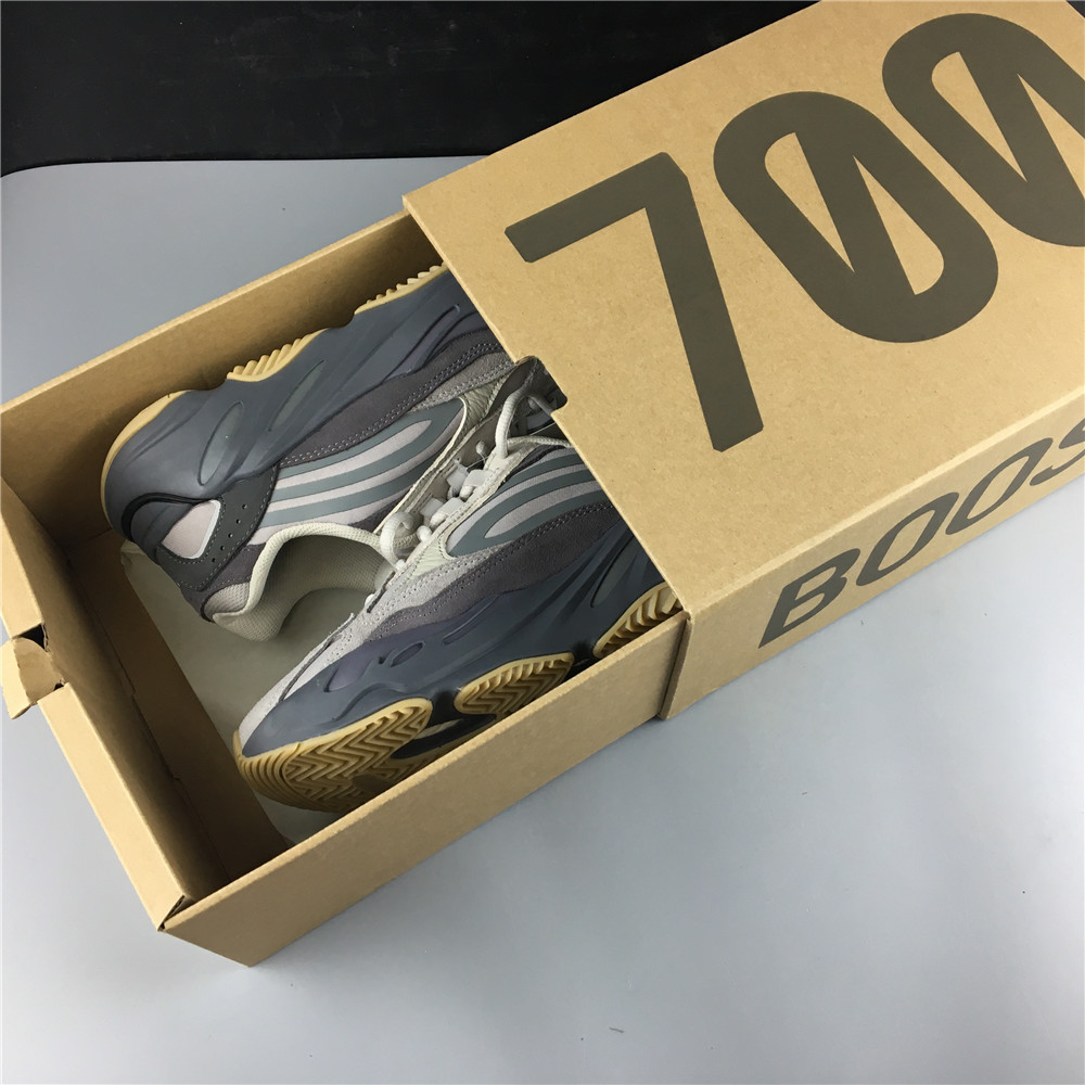 adidas Yeezy Boost 700 V2Tephra