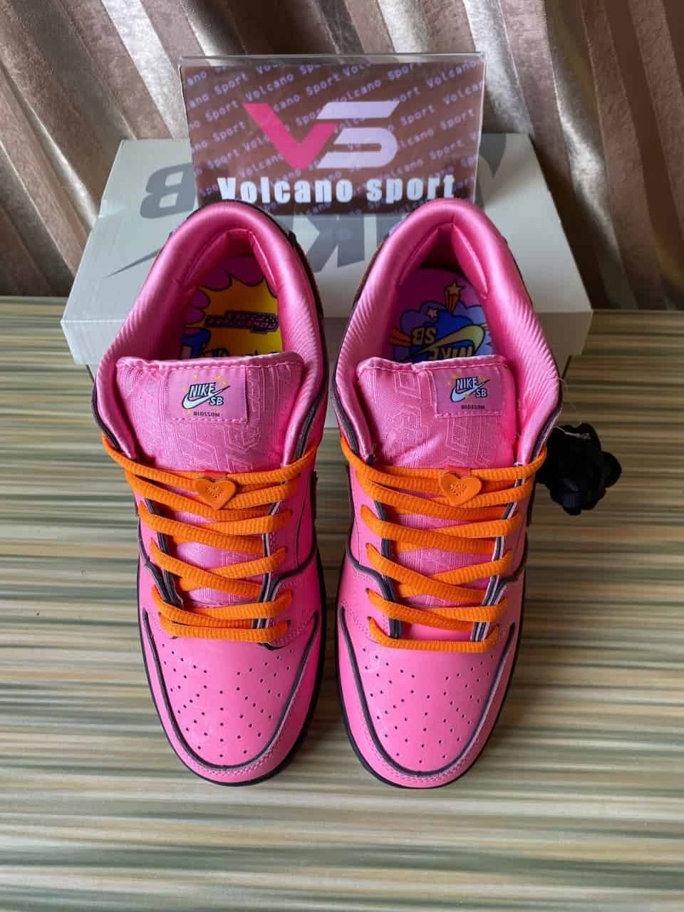 Nike SB Dunk Low The Powerpuff Girls Blossom FD2631-600