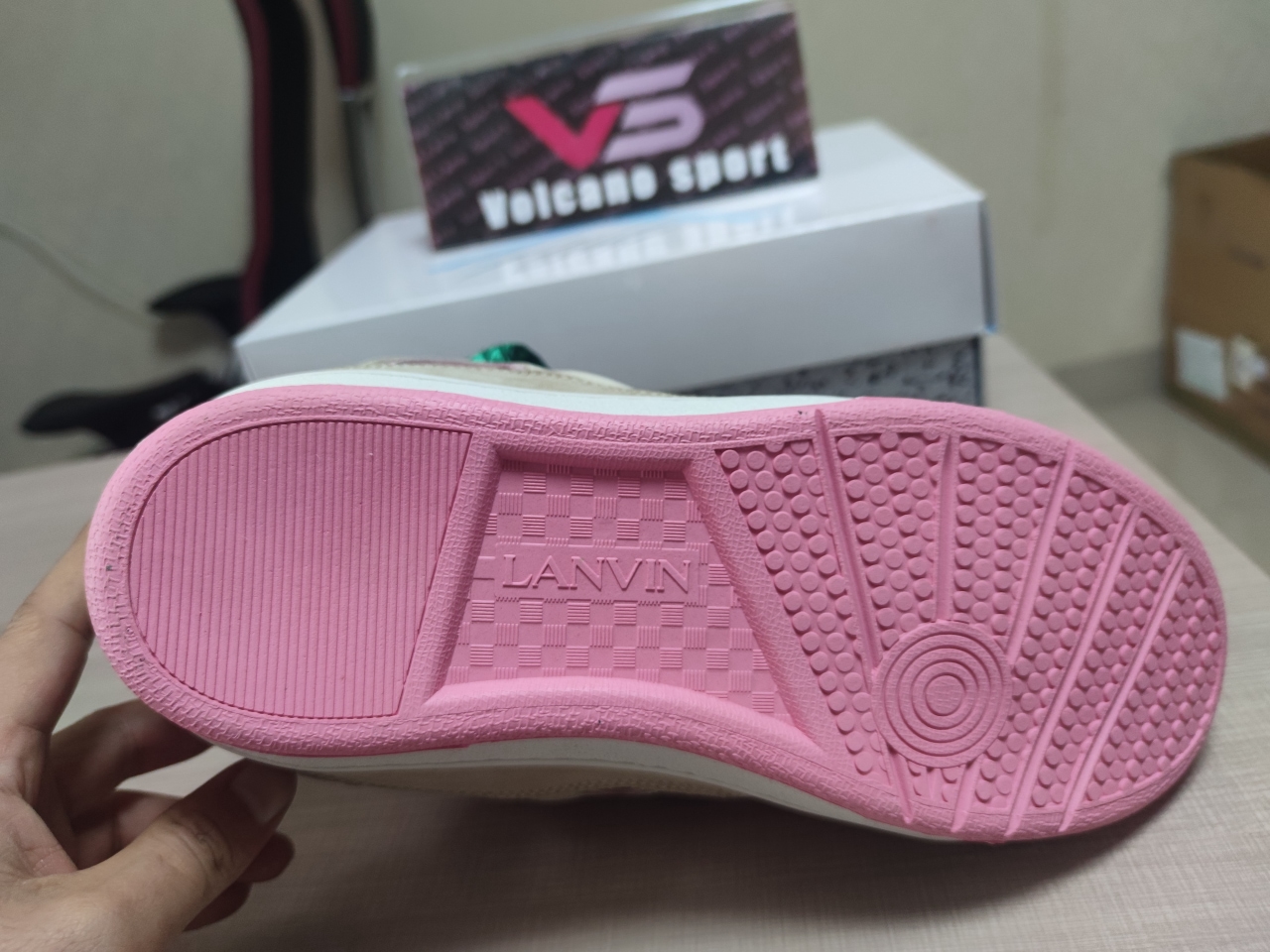 Lanvin Curb Sneaker Beige Pink1