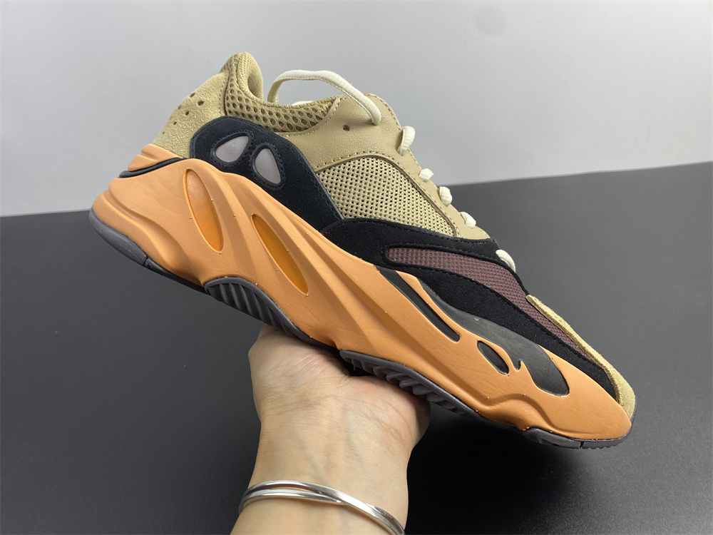 adidas Yeezy Boost 700Enflame Amber