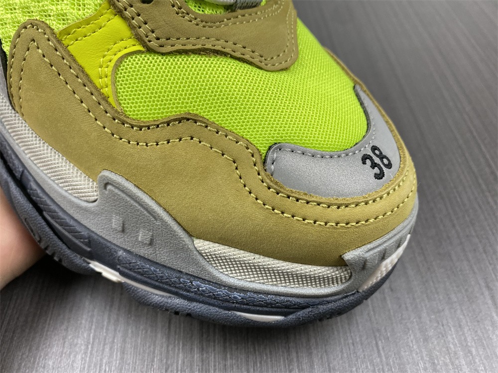 Balenciaga Triple S Trainer 'Neon Yellow' - 483513W09017320