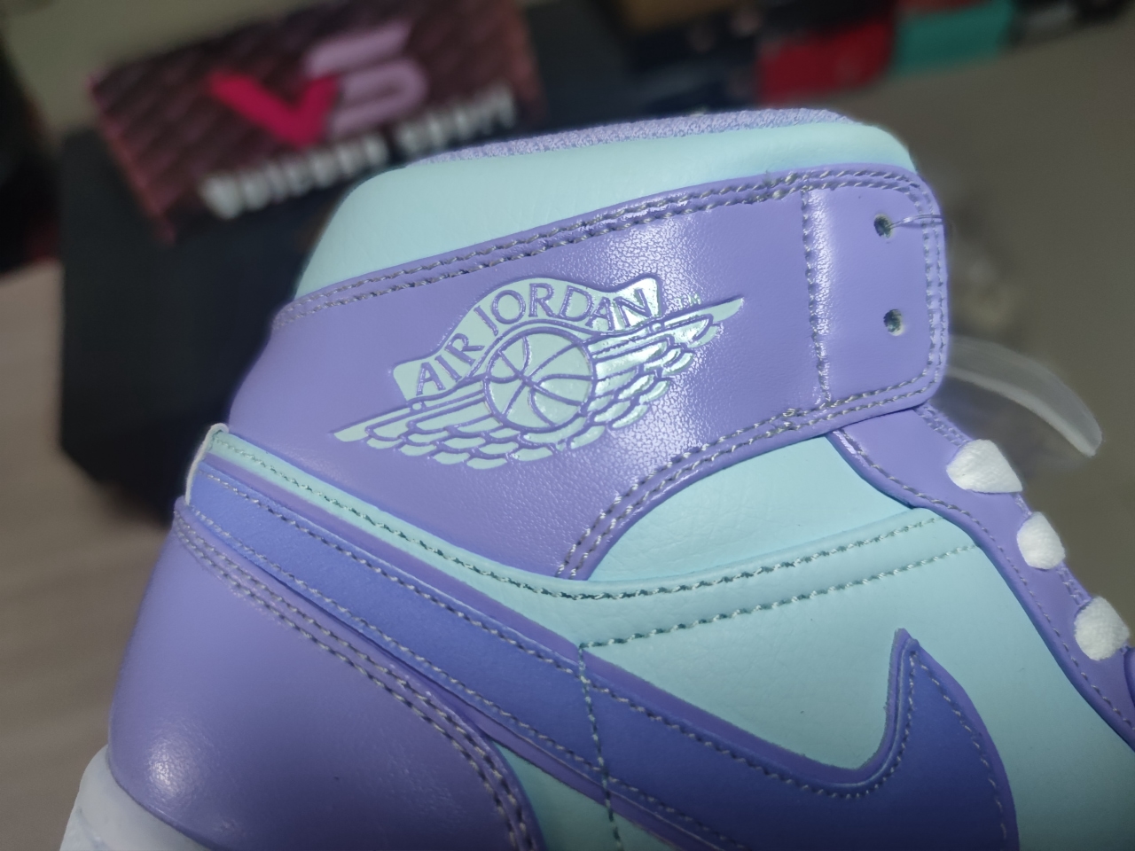Jordan 1 Mid Purple Aqua 554724-500