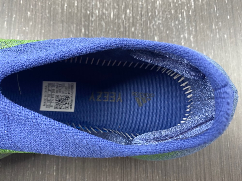 Yeezy Knit RNR Faded Azure