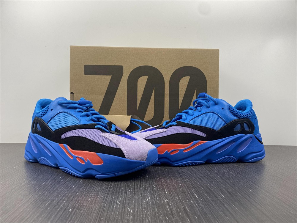 adidas Yeezy Boost 700Hi-Res Blue