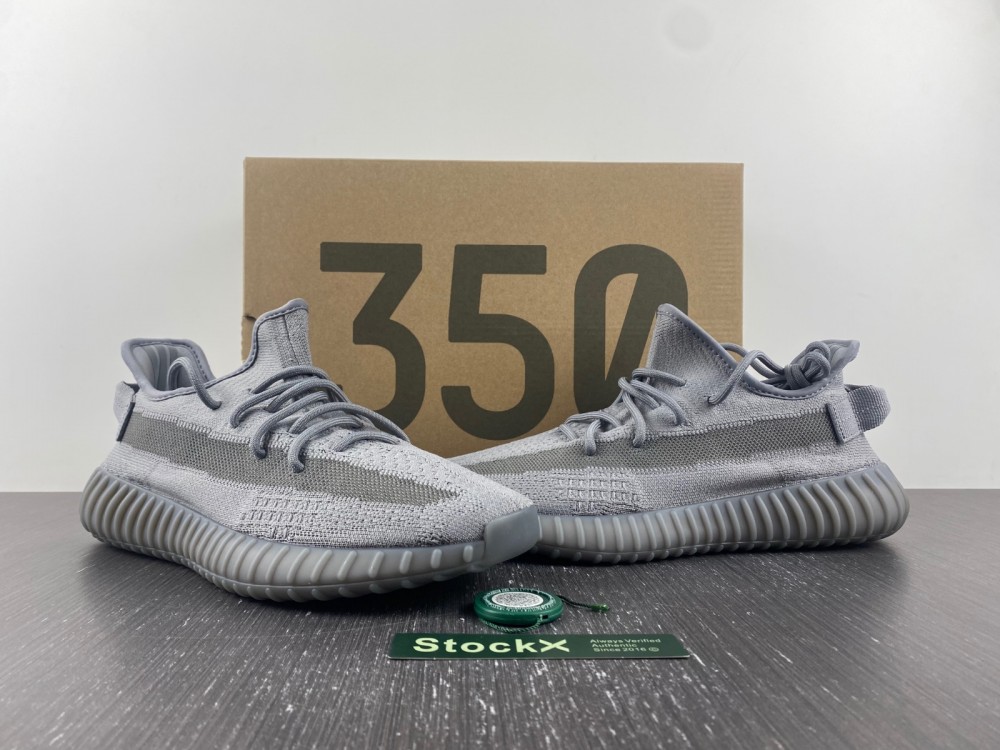 Yeezy Boost 350 V2 Steel Grey