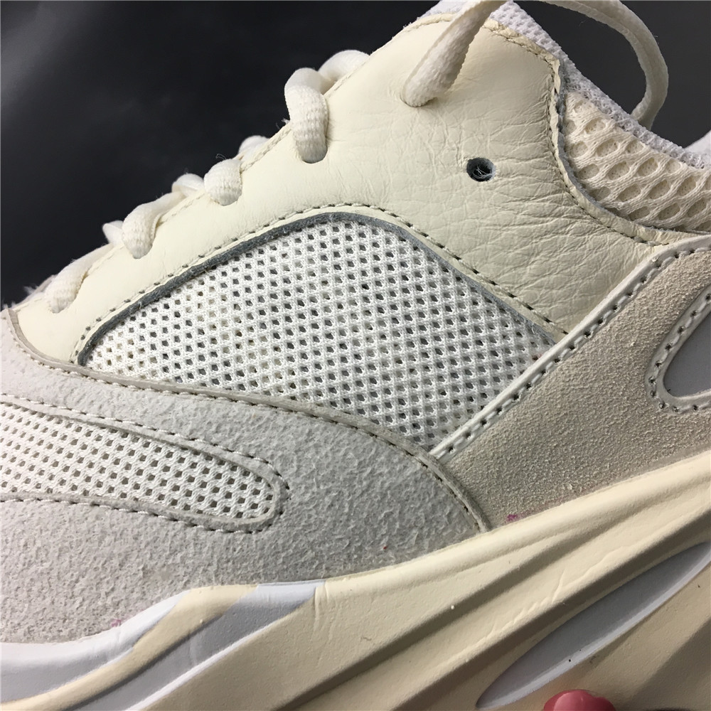 adidas Yeezy Boost 700Analog