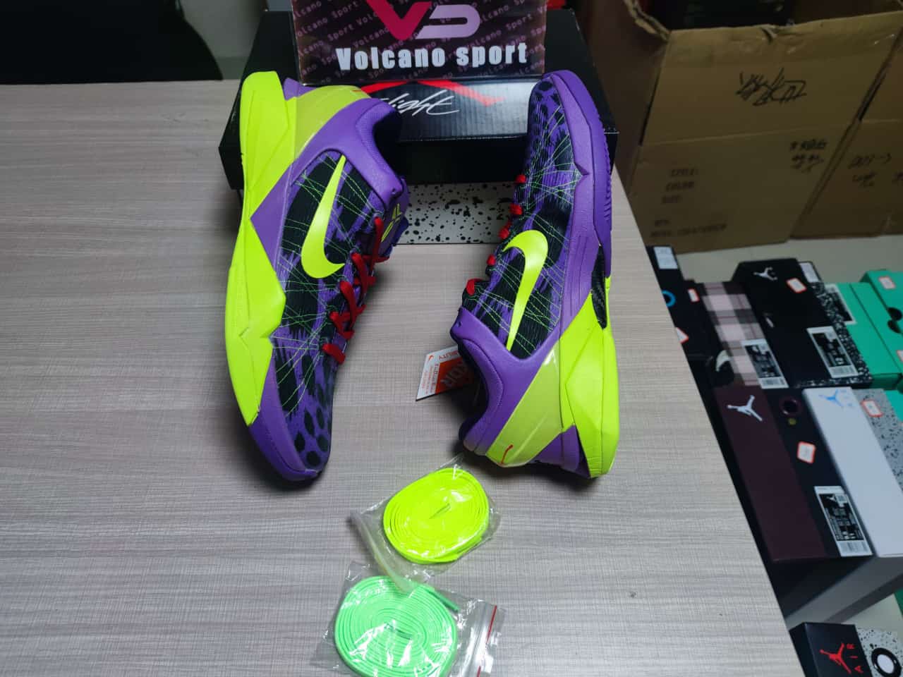 Kobe 7 Christmas (Leopard)