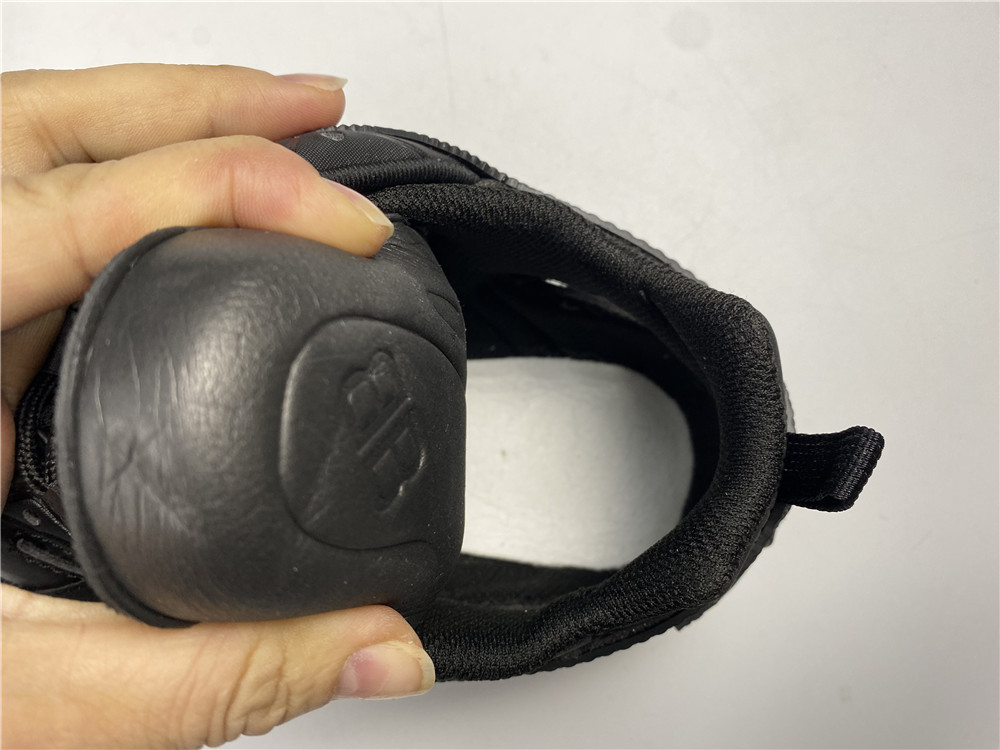 (WMNS) Balenciaga Drive Sneaker 'Triple Black' 624344W2FN11000