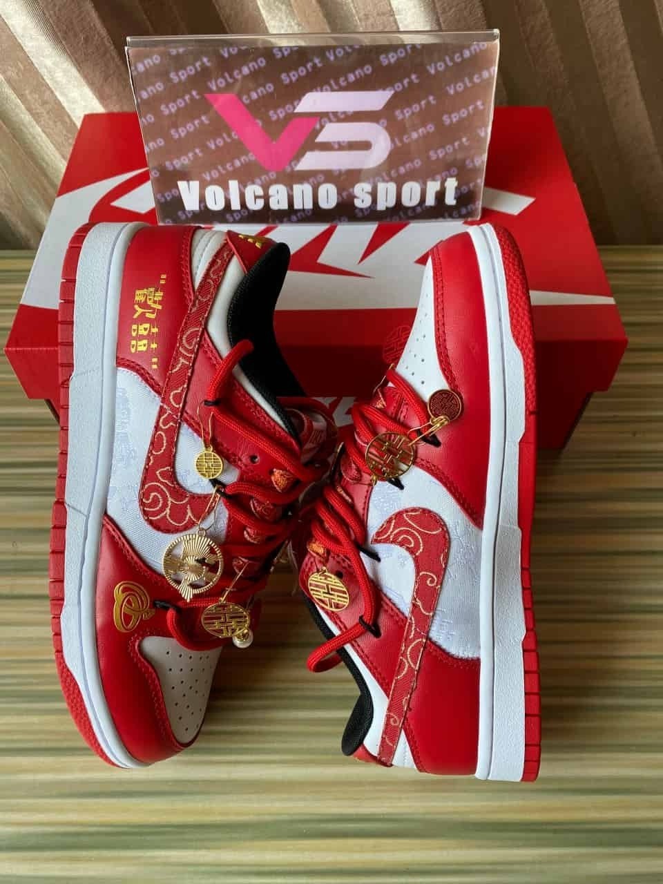 Dunk Low ‘CNY’ Red White 囍 FD9762-061