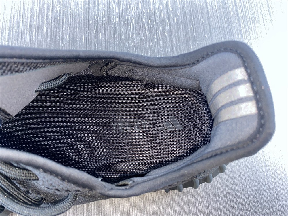 Yeezy Boost 350 V2 Onyx