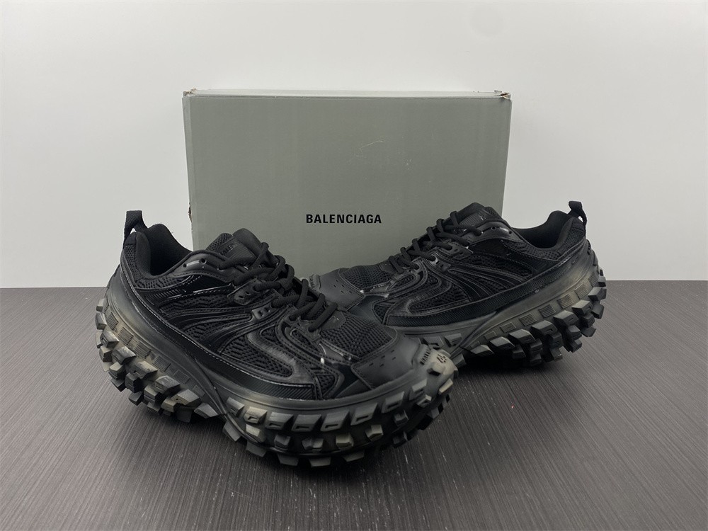 Balenciaga Bouncer Chunky-Sole Sneakers - Black for Women
