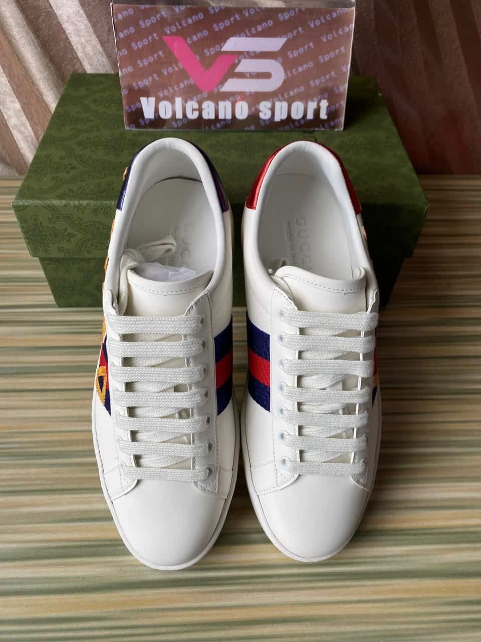 GUCCI Ace Loved Embroidered White Leather