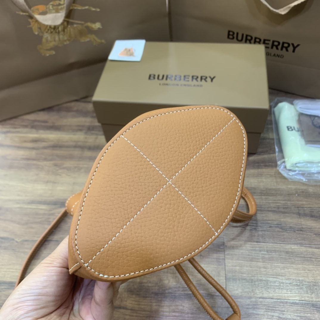 Burberry (26)