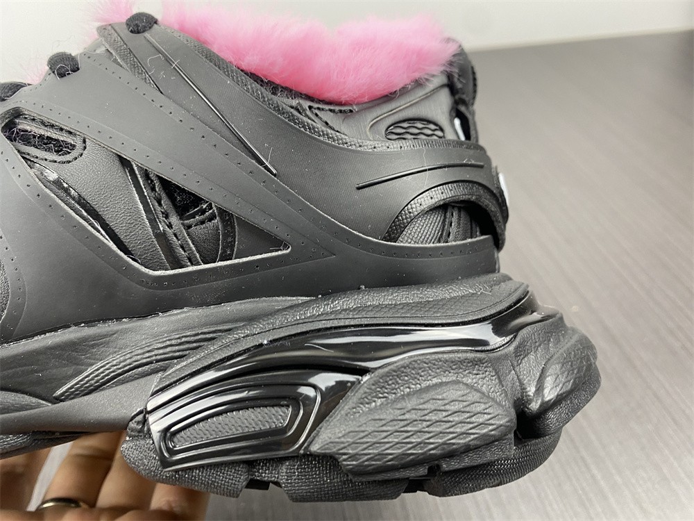 Balenciaga Track Fur Black/Pink 668555 W3CQ6 1050