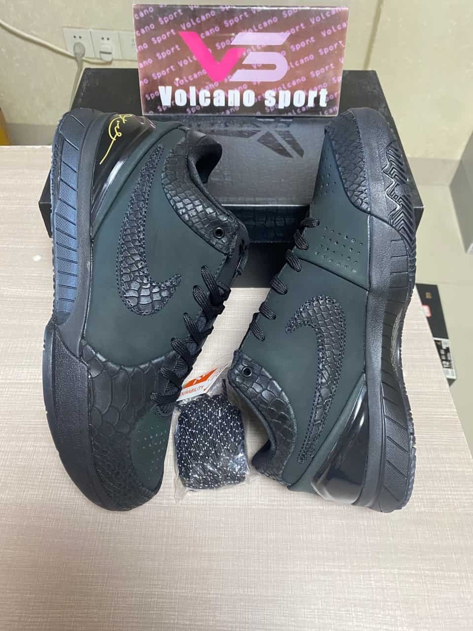 Kobe 4 Protro “Black Mamba”FQ3544-001