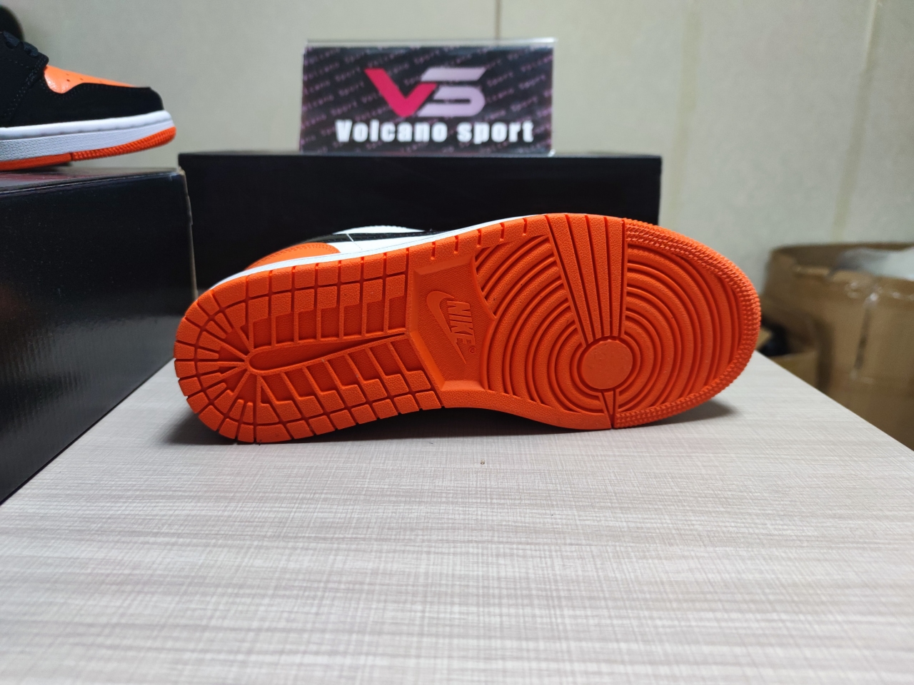 Jordan 1 Low Shattered Backboard
