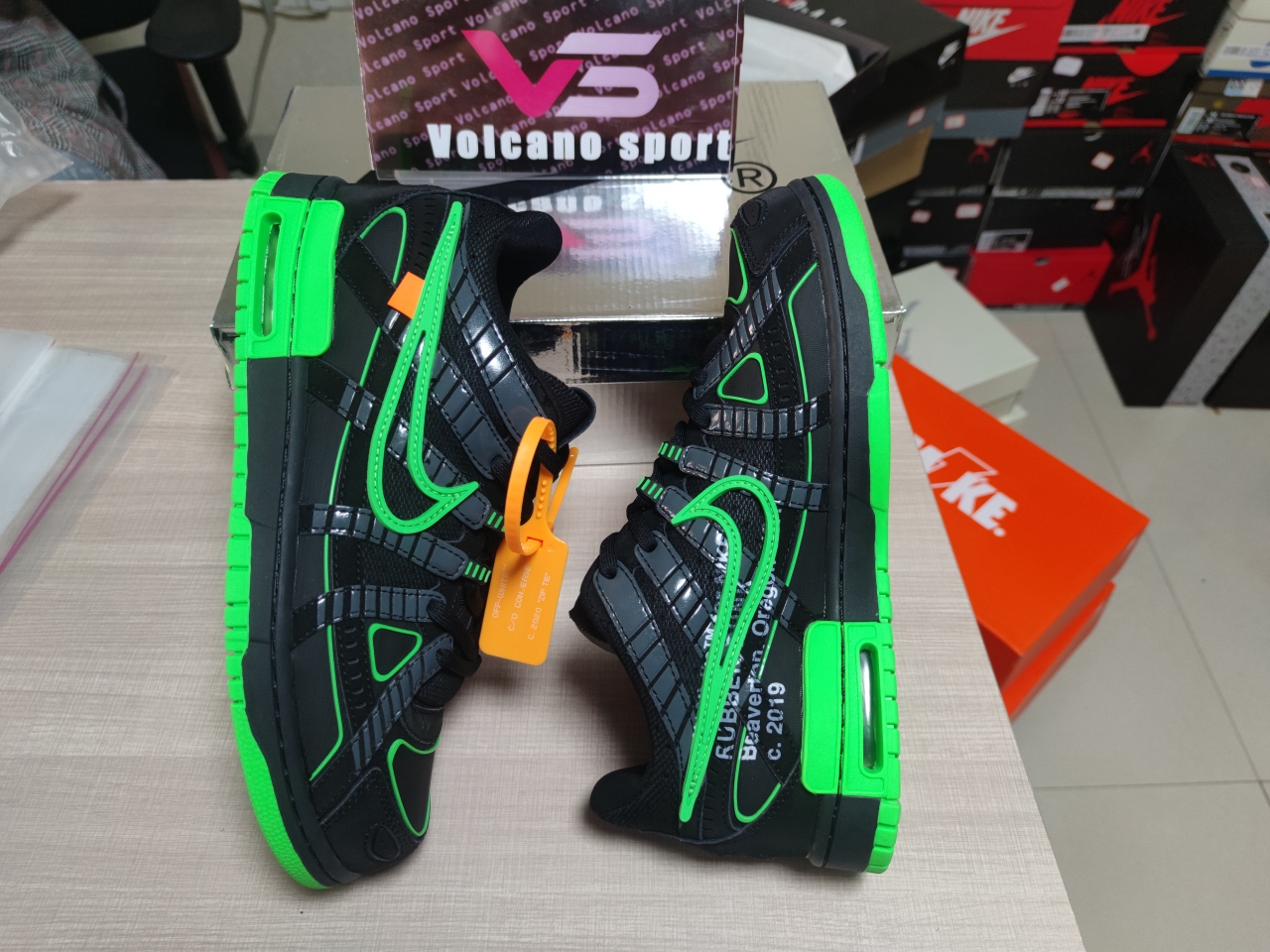 Air Rubber Dunk Off-White Green Strike CU6015-001