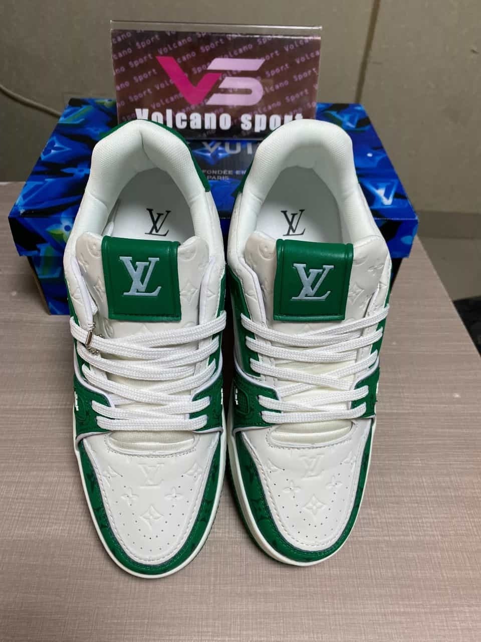 LV Trainer #54 Signature Green White