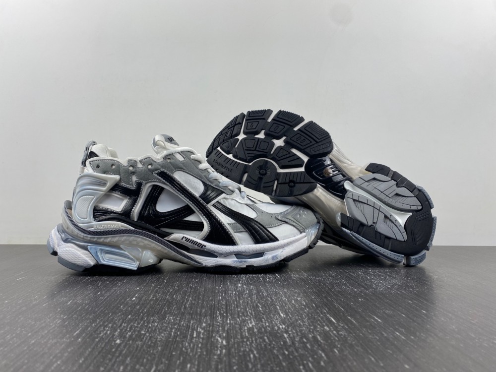 Balenciaga 772767-W3RNY-9012