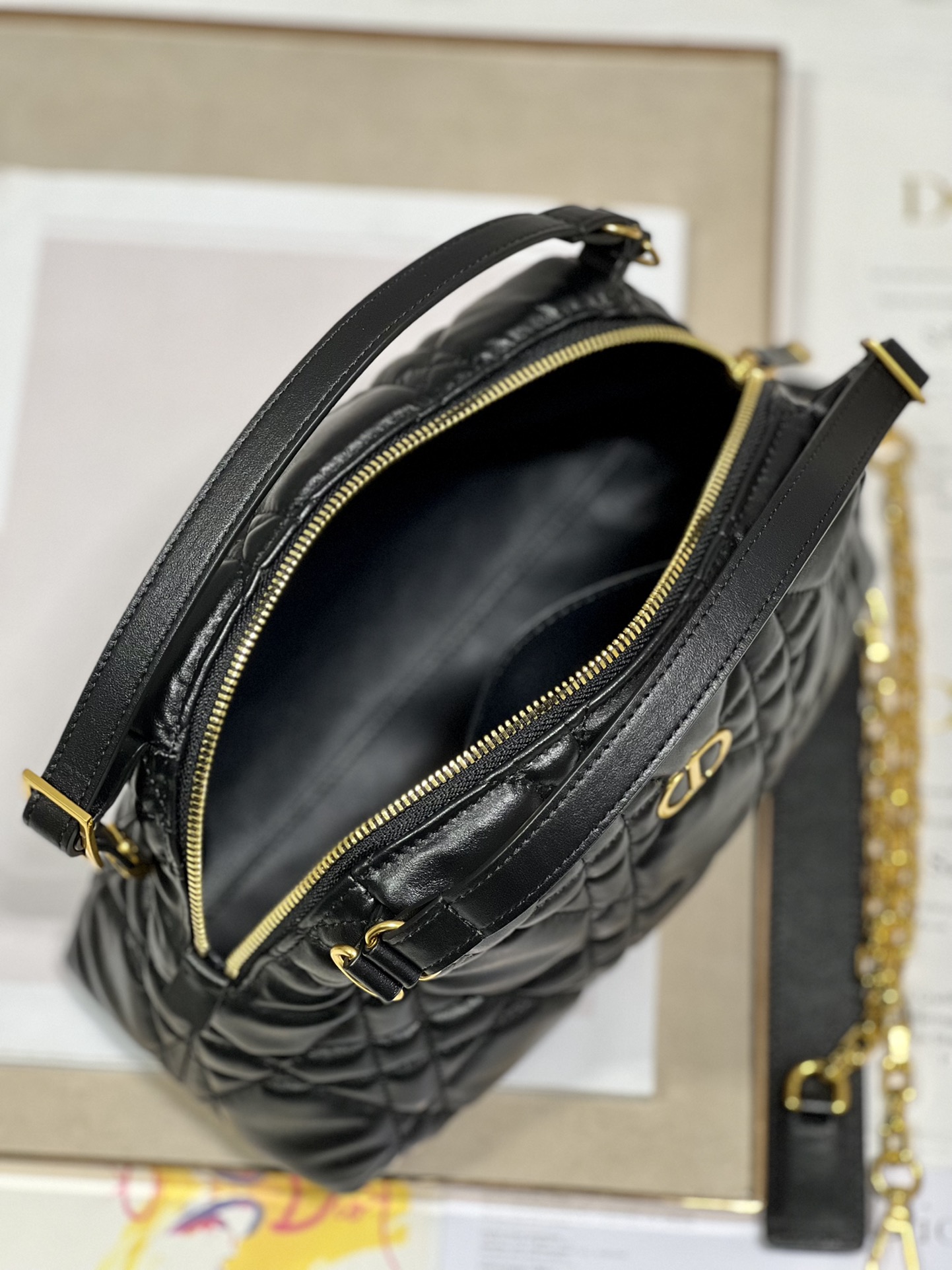 Dior Black 5556 25×16cm