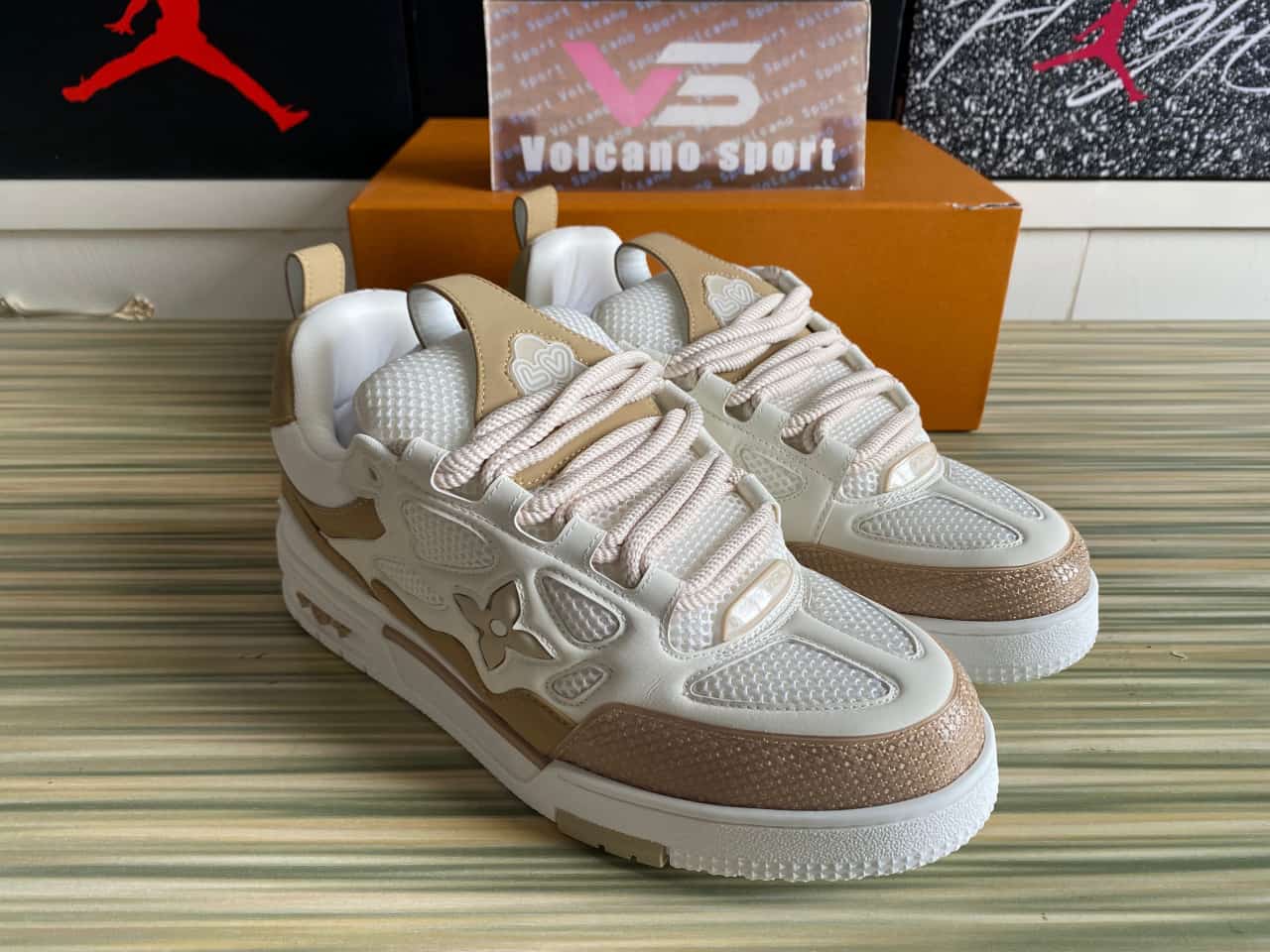 LV Skate Sneaker Beige White 1AARQH