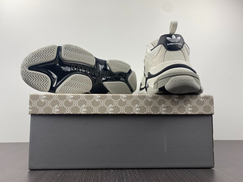 BALENCIAGA Adidas Triple S Sneakers - White,black
