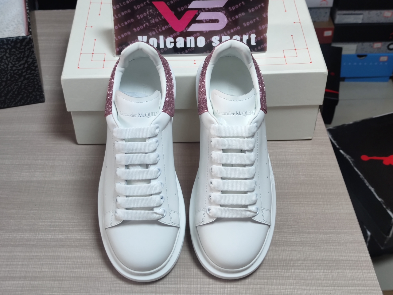 Alexander McQueen Oversized White White Pink Glitter