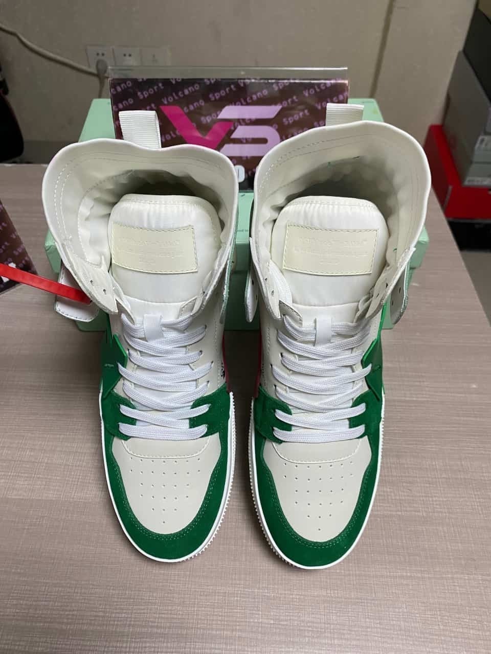 OFF-WHITE Vulcanized White and green High-Top