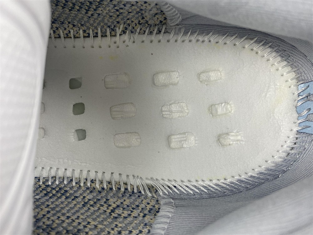 YEEZY BOOST 350 V2 MX Oat