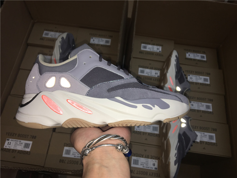 adidas Yeezy Boost 700 Magnet