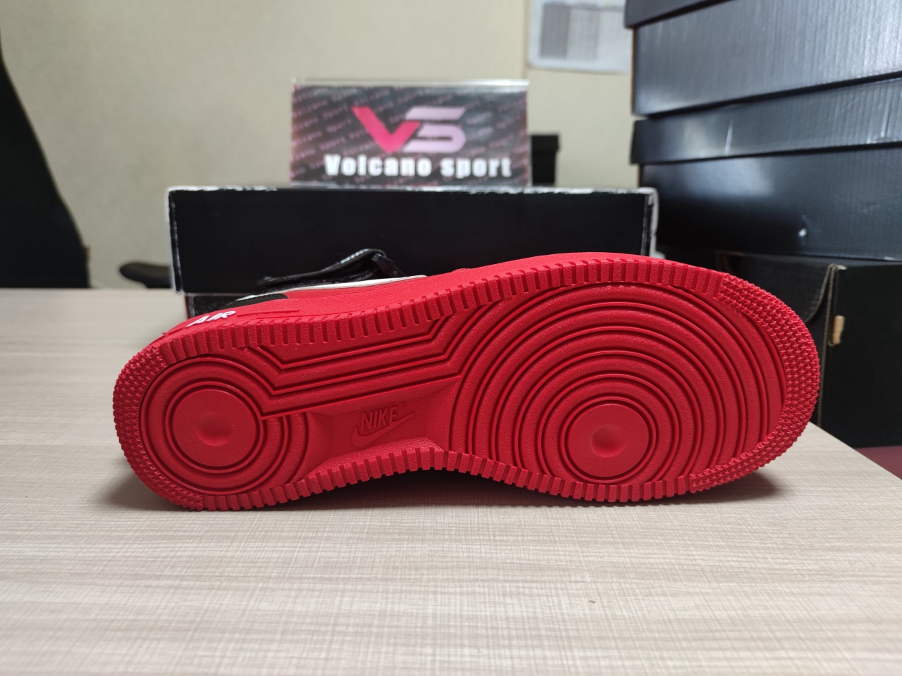 Air Force 1 Mid Utility University Red 804609-605