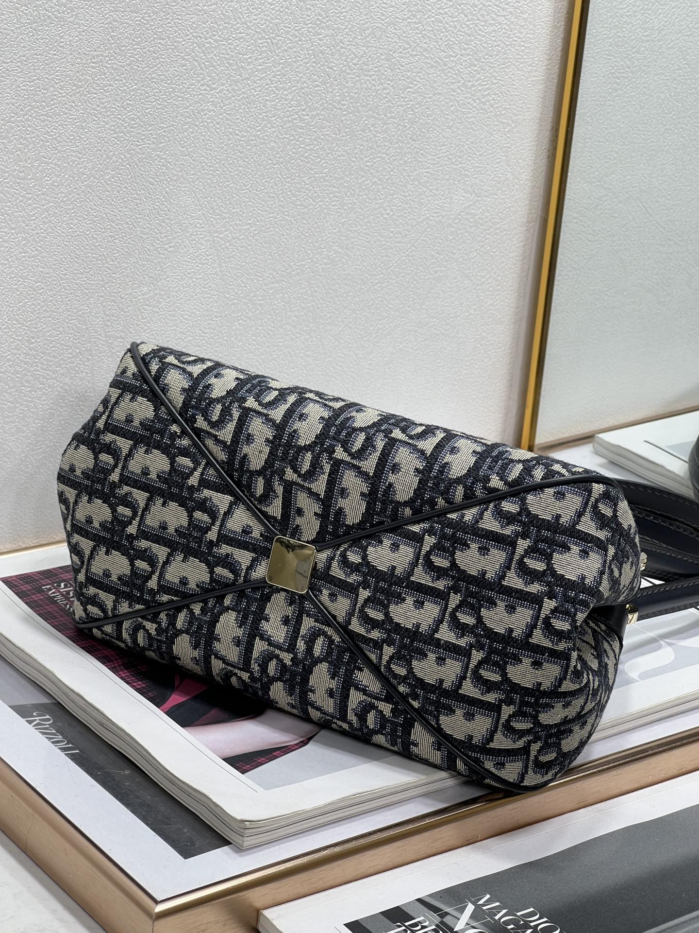 Dior Key 3 (19) 22cm