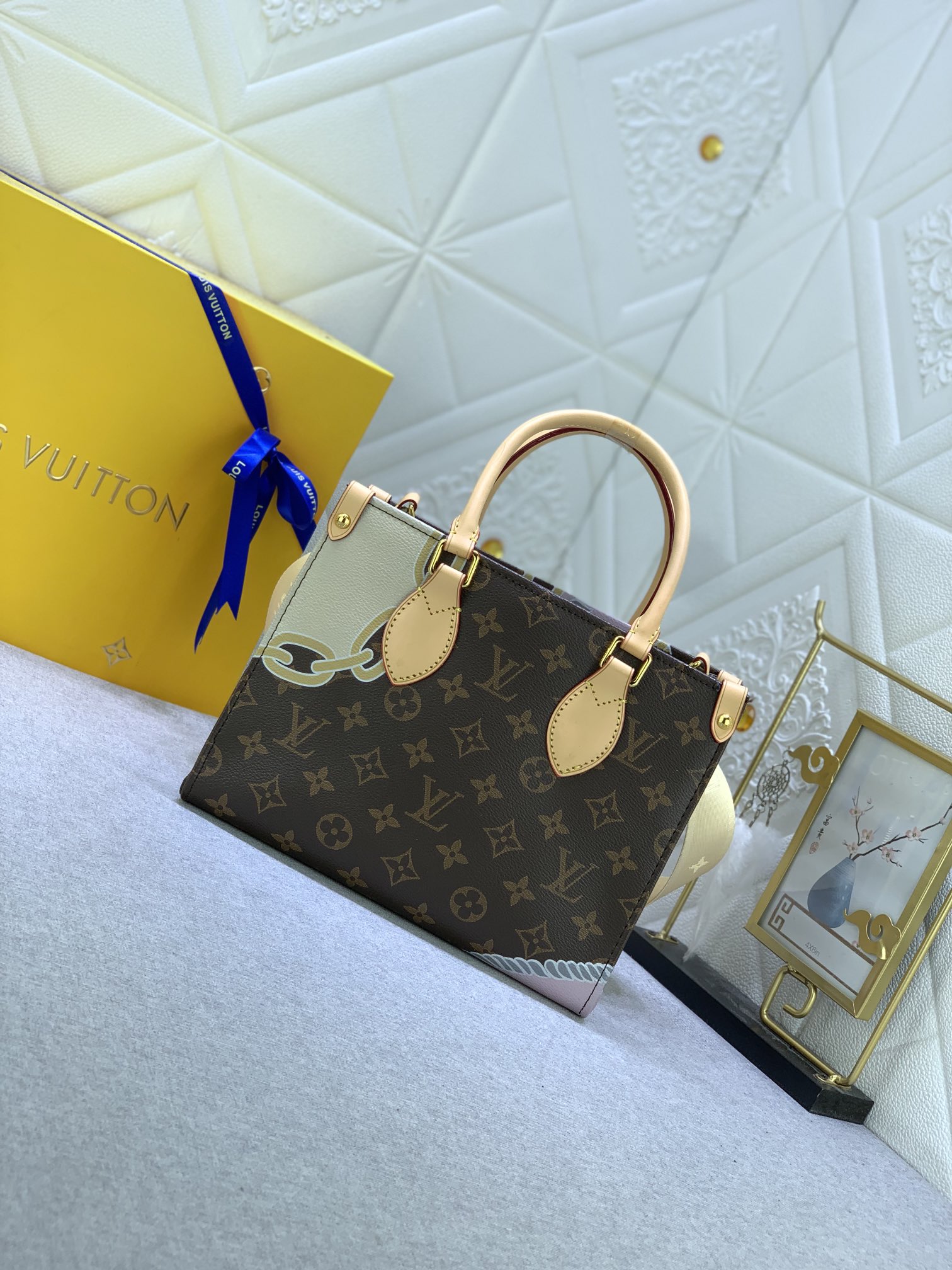 Louis Vuitton Onthego M45659 (2) 25x19x11.5cm