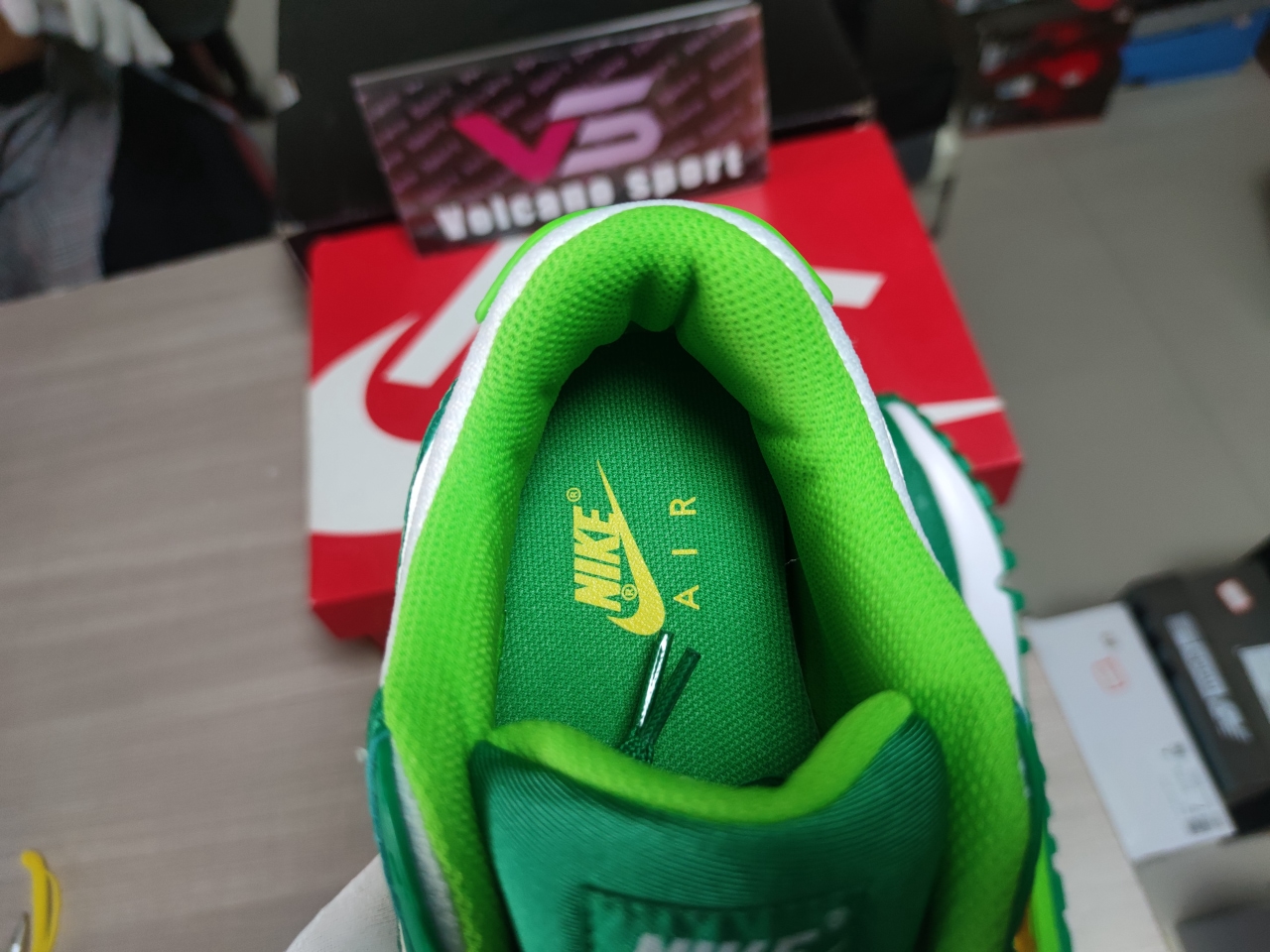 Air Max 90 St Patrick's Day DD8555 300