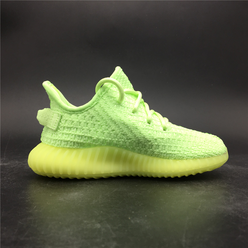 Yeezy Boost 350 V2 Glow (Kids)