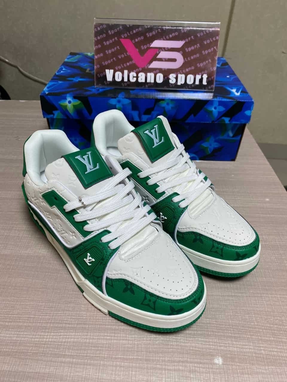 LV Trainer #54 Signature Green White
