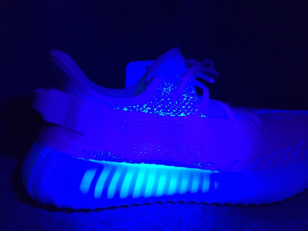 Yeezy Boost 350 V2 Cream White