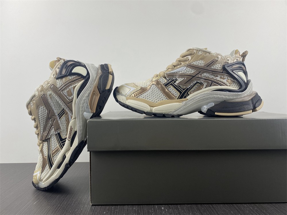 Balenciaga Runner Shoes in Beige, Men's
