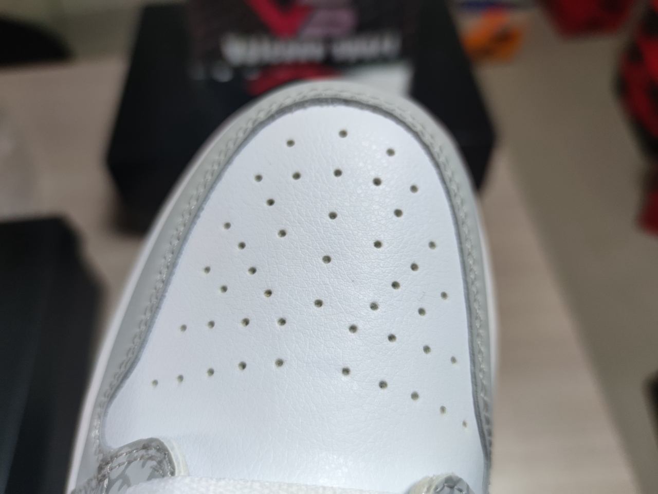 Jordan 1 Low PRM